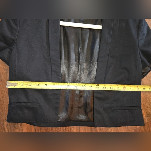 Banana Republic Black Blazer Cropped Suit Jacket - Picture 5 of 7